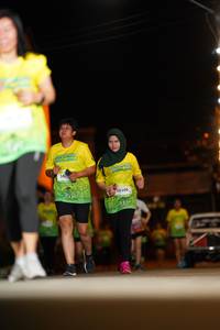 BIB: 50300
                            <button type="button" onclick="openModal(21743597)" class="btn btn-primary btn-sm float-right btn-popup" data-toggle="modal" data-target=".modal-high-quality">
                        <i class="fas fa-shopping-cart"></i> Add to Cart
                    </button>
                                            <button type="button" onclick="isThisMe(21743597, true)" class="btn btn-success btn-sm float-right btn-popup btn-isme hidden" data-toggle="tooltip" data-placement="bottom" title="นี่คือรูปของคุณใช่ไหม คลิกที่นี่เพื่อเอาเข้าอัลบั้ม">
                        <i class="fas fa-plus"></i> Add to album
                    </button>
                    <button type="button" onclick="isThisMe(21743597, false)" class="btn btn-warning btn-sm float-right btn-popup btn-isnotme hidden">
                        <i class="fas fa-ban"></i> Remove from album
                    </button>